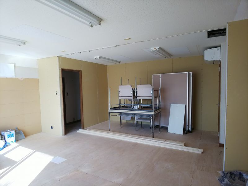 京都市右京区の吉本事務所の応接室の改装